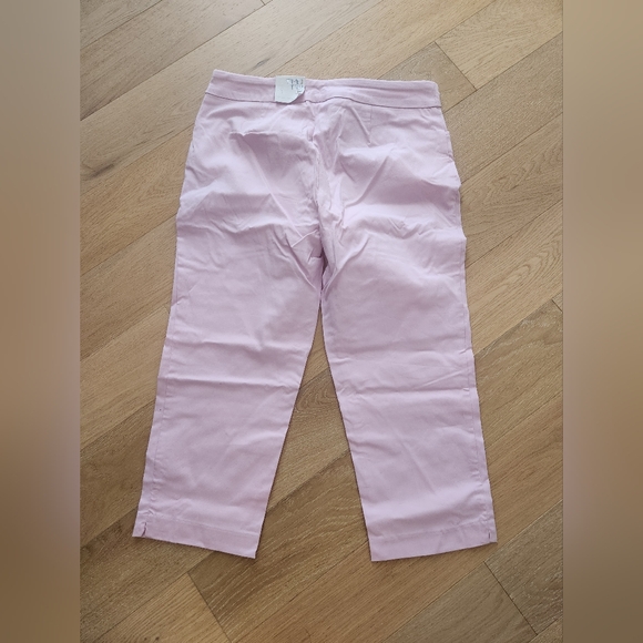 TIME AND TRU | NWT Pink stretch capris - Picture 3 of 5